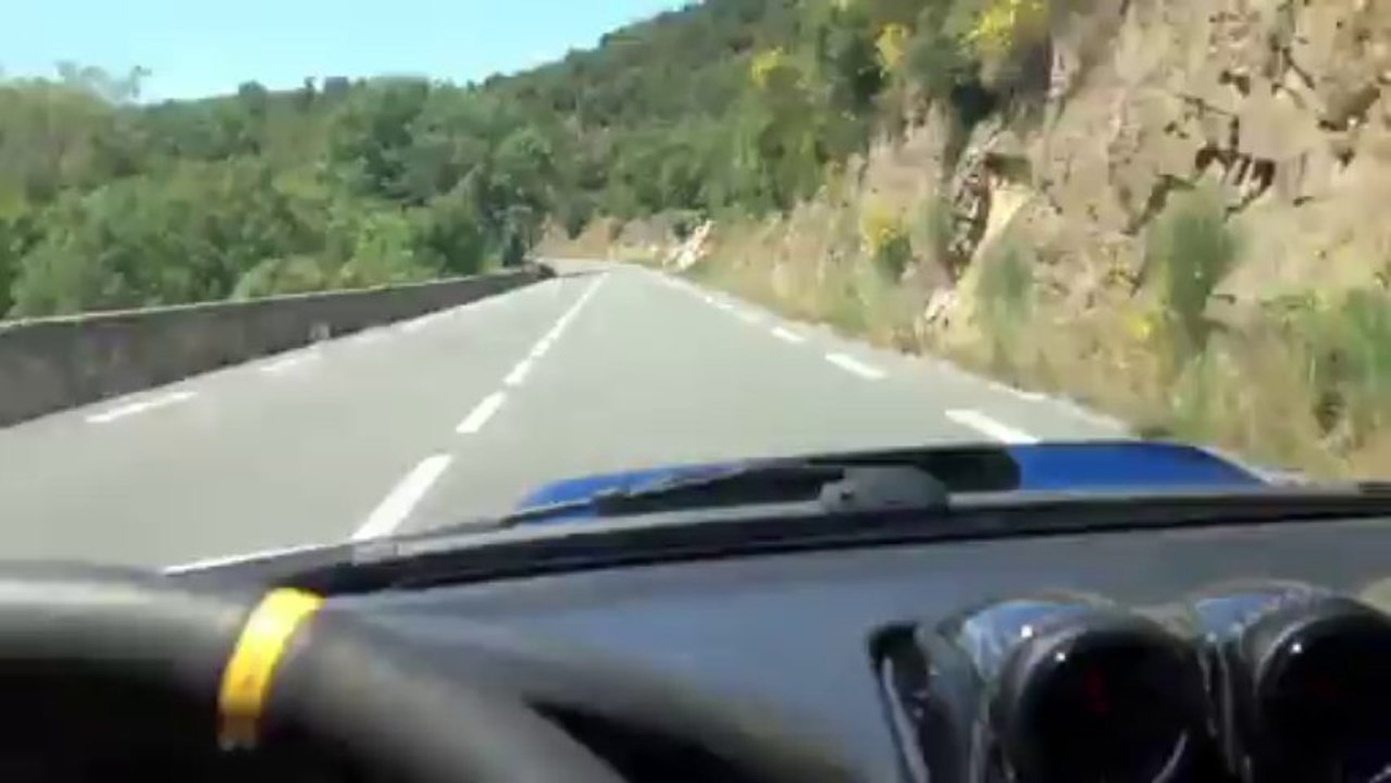 Accélération subaru Gt 2000 light  montagne