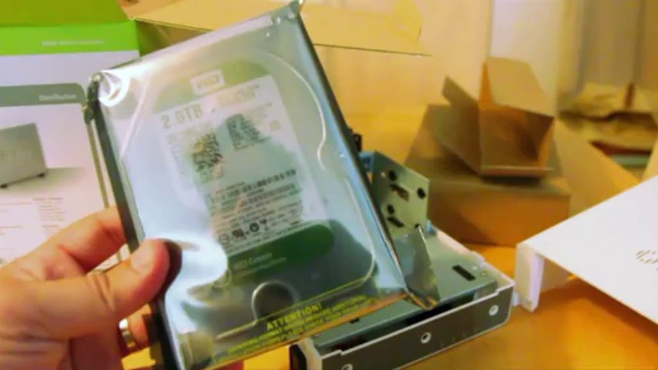 Synology DS213J Déballage + Montage