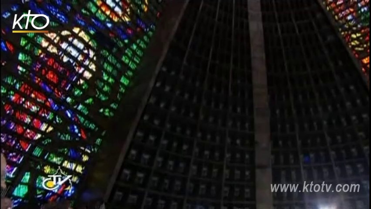 A Rio, le Pape François avec les évêques, les prêtres et les religieux