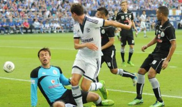 L'incroyable passe décisive de Julian Draxler pour Raul !