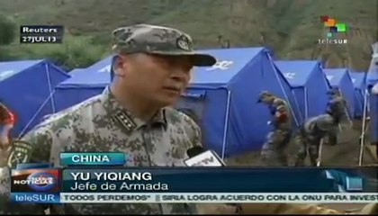 Grupos de rescate buscan desaparecidos del terremoto en China