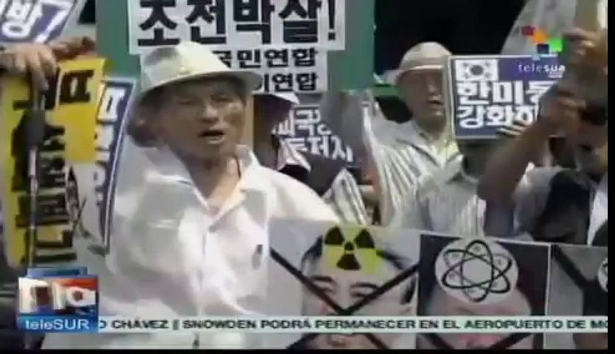 Surcoreanos protestan contra celebración de Corea del Norte