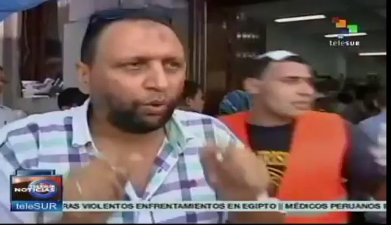 Dolientes en Egipto reclaman cuerpos de familiares fallecidos