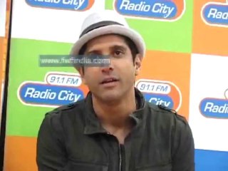 Bhaag Milkha Bhaag Trailer Review | Farhan Akhtar, Sonam Kapoor, Meesha Shafi @ radio city