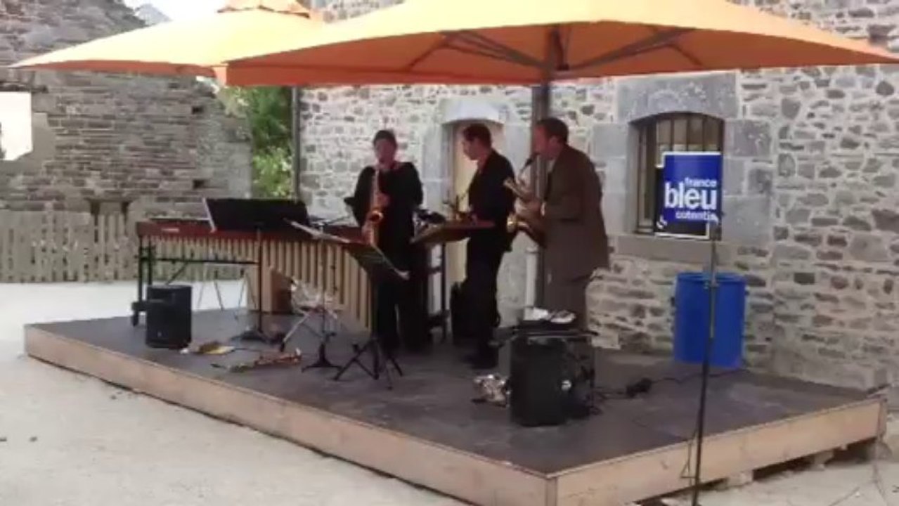 SaxUpercut3