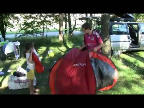 pliage de tente Quechua