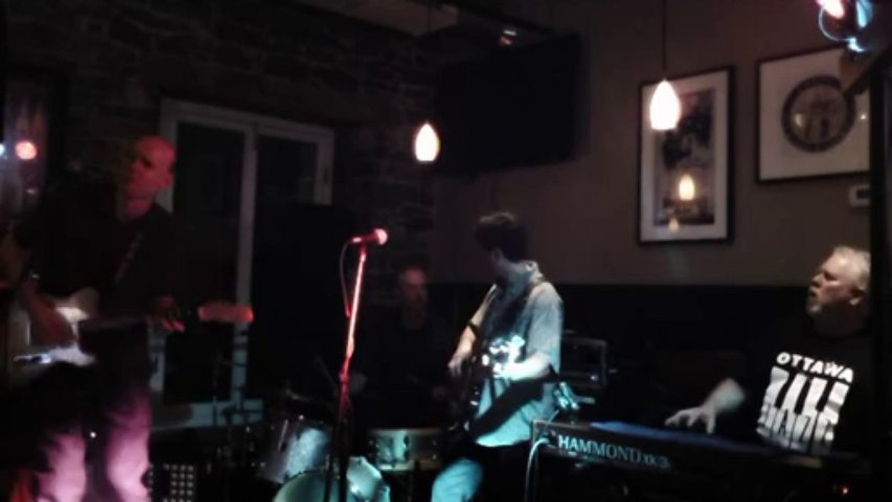 When The Welfare Dan Deslauriers (Albert Collins Cover) Traynor YCS 50h