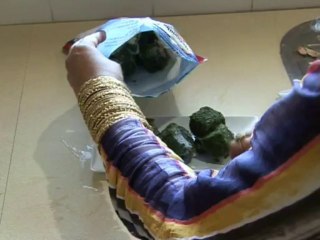 "Palak Gosht" Bajias Cooking