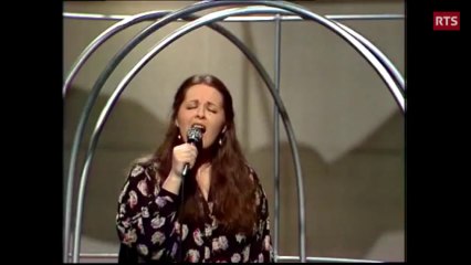 - Fabienne Thibeault (79)- "" Rien qu'une voix ""