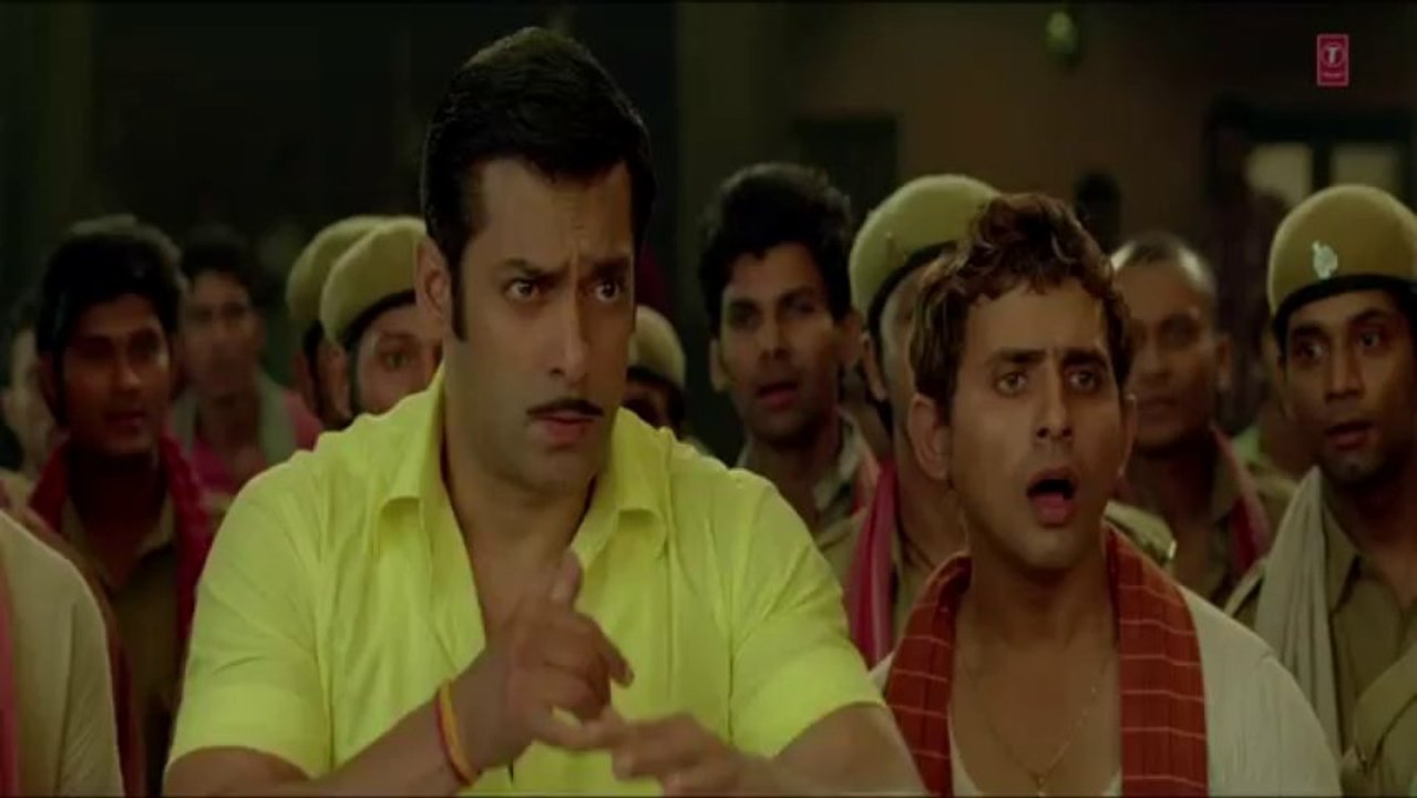 Humka Peeni Hai Full Song Dabangg Video Dailymotion 