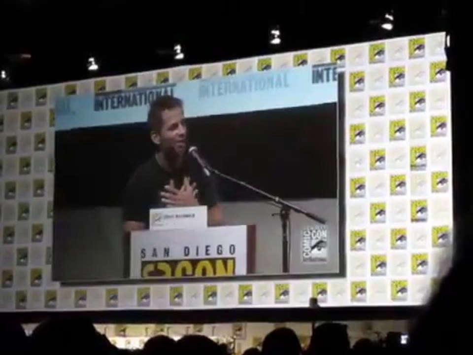 Superman Batman Movie Announcement and Logo Reveal at San Diego Comic Con 2013 - MAN OF STEEL 2