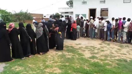 توزيع مواد الإغاثة إلى مسلمين الروهنجيا  -  الهند    -  India -  Distribution of releif material to Rohinga Muslims