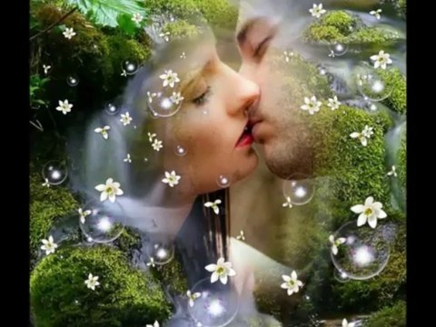 ŞİMDİ BENİM TAHTIM SENİN DİZİNDİR ÇOCUKLAR GİBİ SEVDİĞİM ÖMRÜMÜ YOLUNA CANIMI UĞRUNA FEDA ETTİĞİM NEFESİM