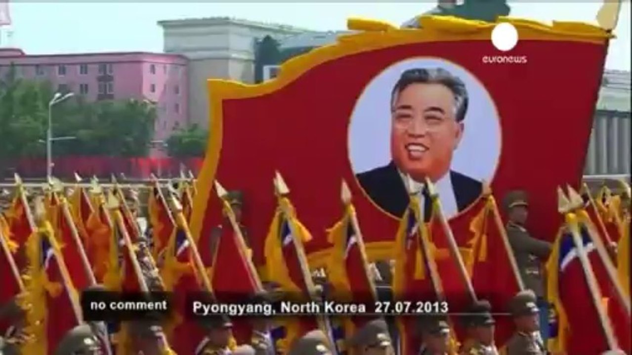 Parade militaire à Pyongyang pour le 60e... - no comment