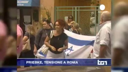 Protesta en el cumpleaños del criminal nazi Priebke