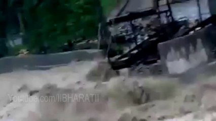 Uttarakhand Flood 2013 Live Video - River Live Video After Heavy Rains