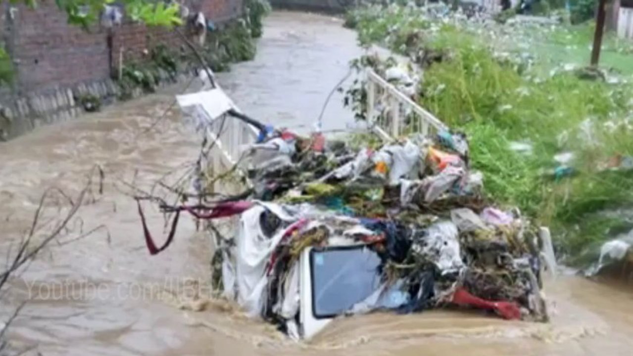 Top 7 Deadly Photographs of Uttarakhand Flood 2013