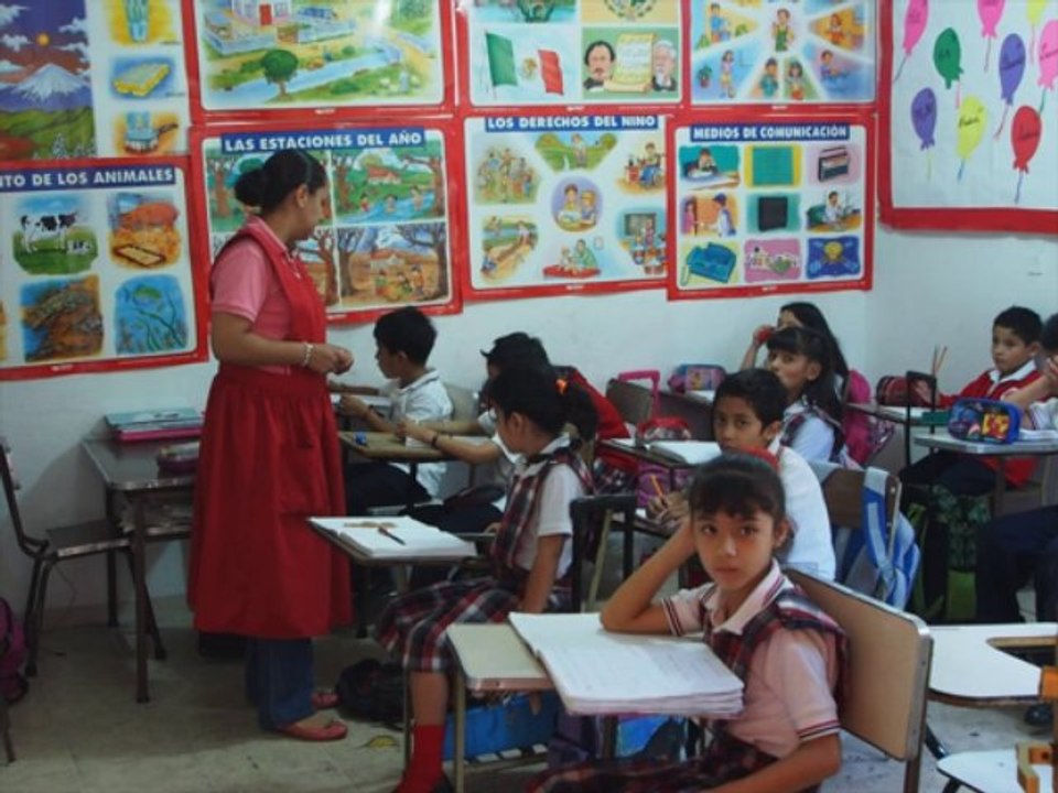 Educación - México - Escuela Stanford
