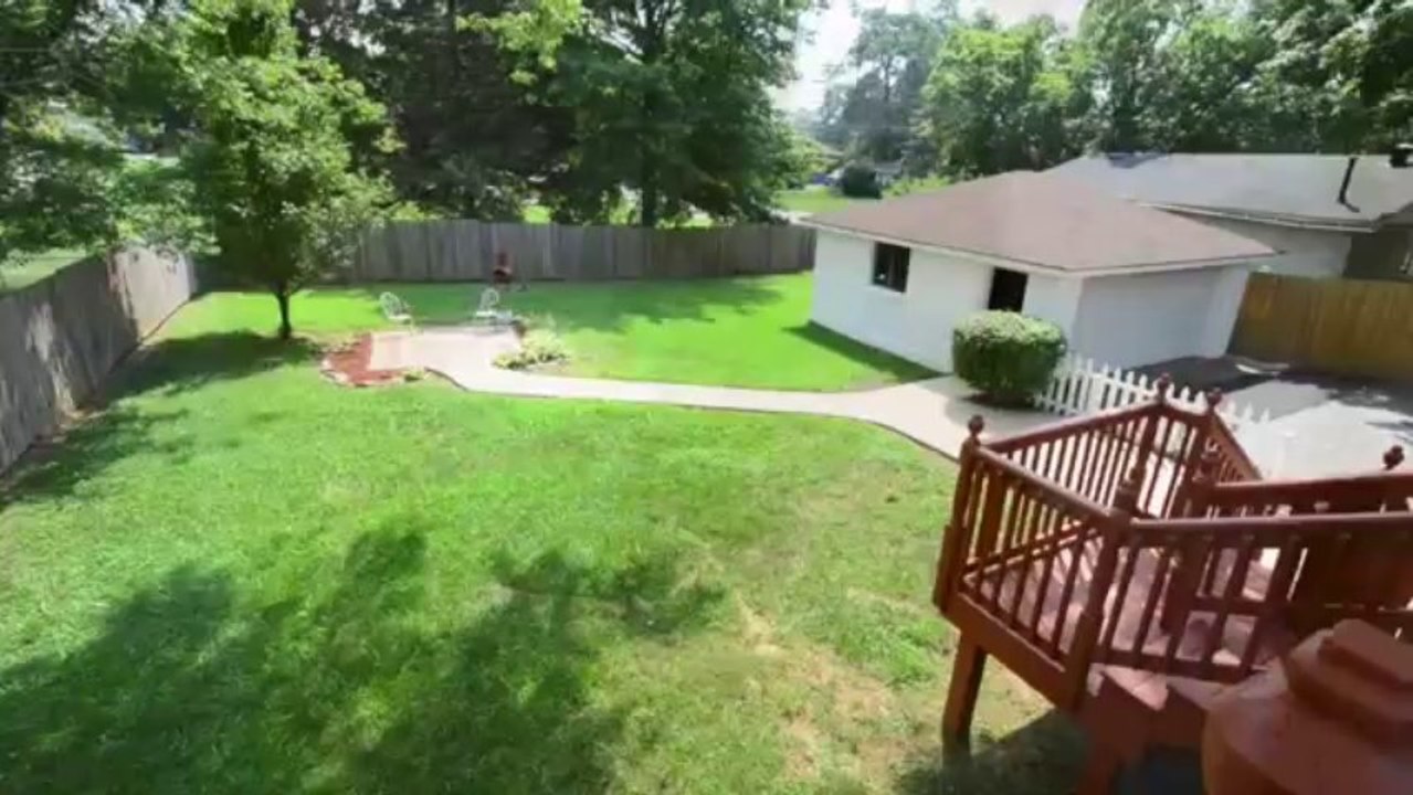 6004 Applegate Ln Louisville, KY 40219