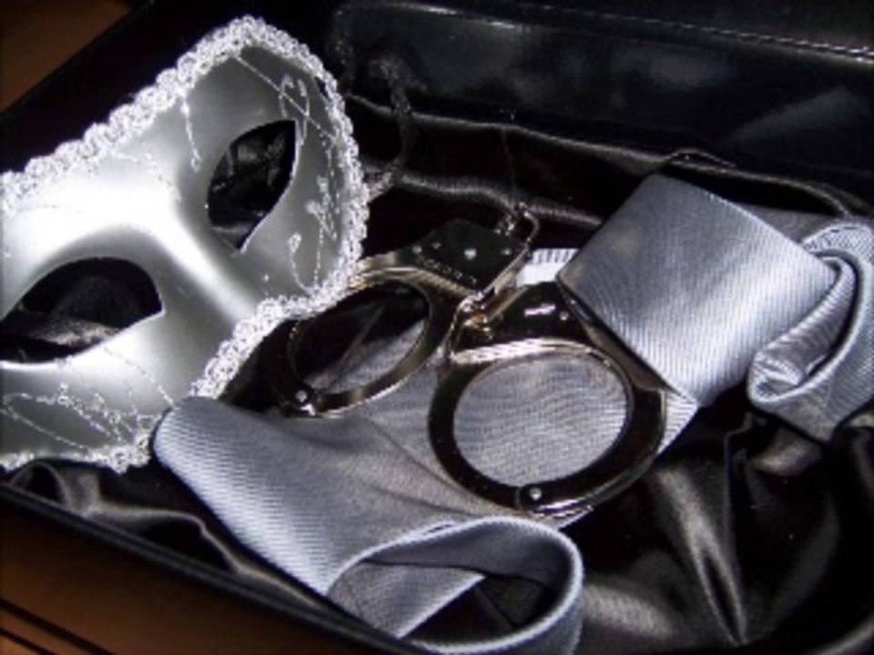 J.A.E. vs. Marc Morrisson - Fifty Shades of Grey (50 Sombras de Grey) Beggining of the Mack