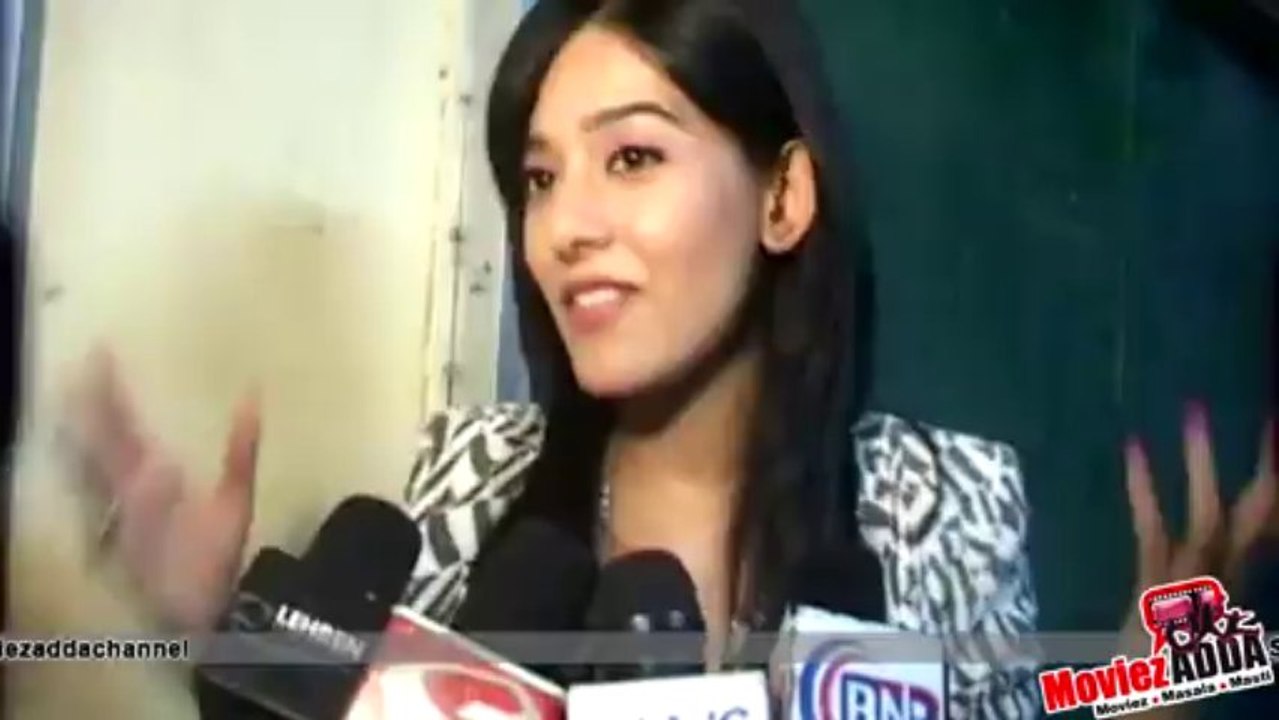 Amrita Rao Launches ISMOKE Campaign @ IIT Mumbai !