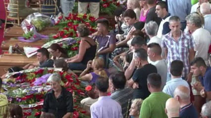 Italy mourns coach 38 crash victims