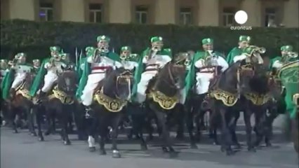 Fas'ta Kralın Taç Giyme Günü kutlandı