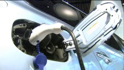 Giappone: più "benzinai" per auto elettriche