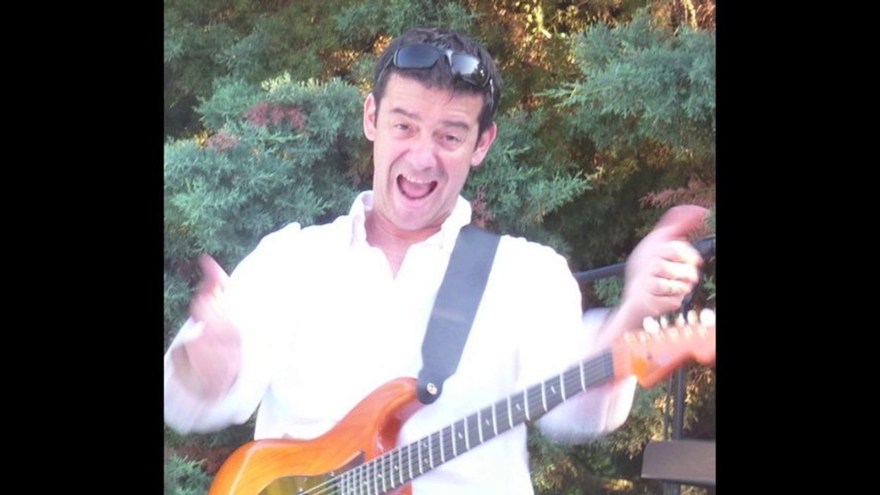 Double JEU "Shame shame"