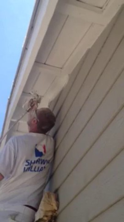 How to Paint the exterior of a home using back rolling
