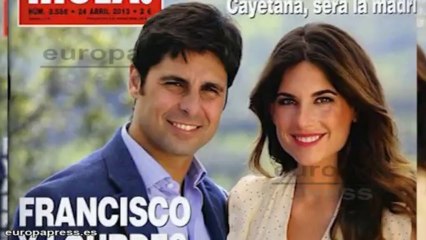 Lourdes Montes se prueba su vestido en Pronovias