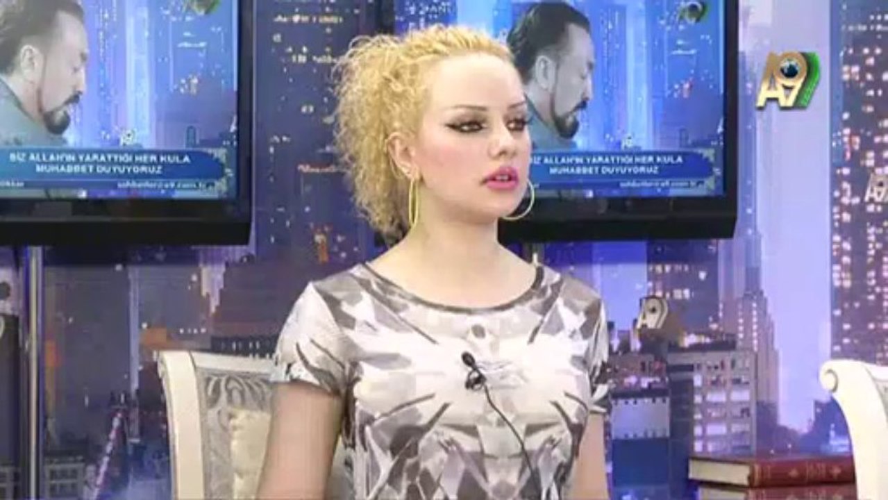 Sayın Adnan Oktar Musevileri dost edinmek ile ilgili soruları cevaplıyor (A9 TV)