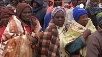 Counting under way in Zimbabwe's presidential showdown