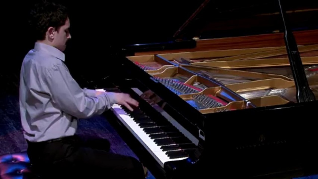 Chopin Etude Op 25 No.12 - Mislav Ivaci