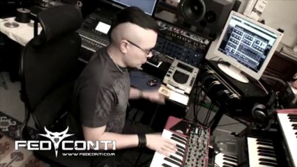 NI Massive sound check - Fed Conti playing on Nord Wave midi Keyboard