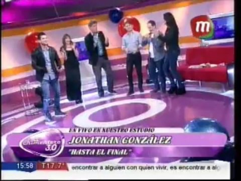 Jonathan González cantó en el Chimentero 3.0