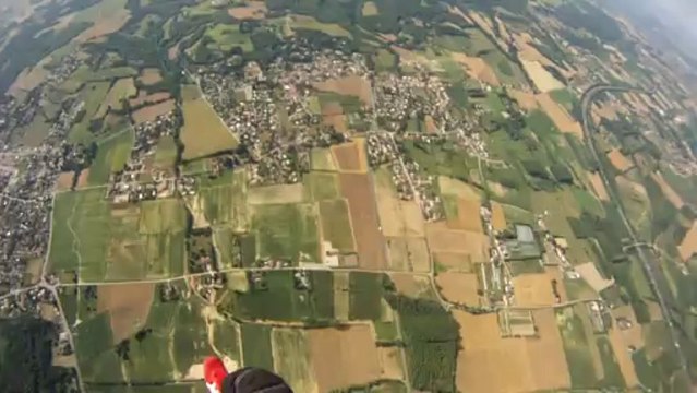 PARACHUTISME – RASSEMBLEMENT FEMININ NATIONAL 2013 : FREEFLY saut 4