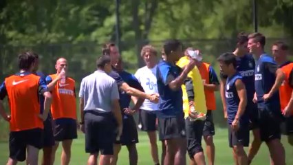 Steve Nash plays soccer with Inter Milan - July 2013