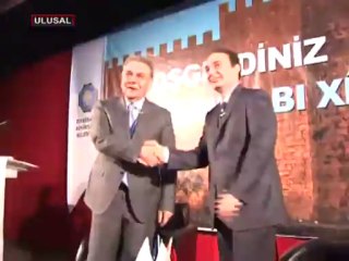 Gülen tarikatının etkinliğine katıldı Başbakan Erdoğan'a da teşekkür etti.