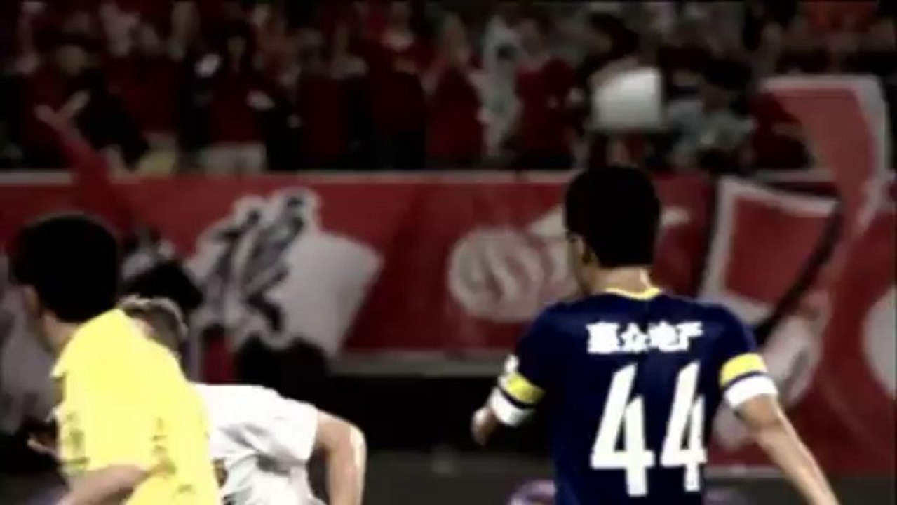CSL: McBreens 30-Meter-Lupfer verzückt Shanghai