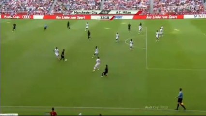 Manchester City vs Milan 4:0 Edin Dzeko