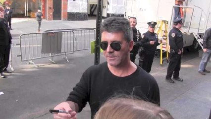 Télécharger la video: Cowell Expecting Baby With Friend's Wife