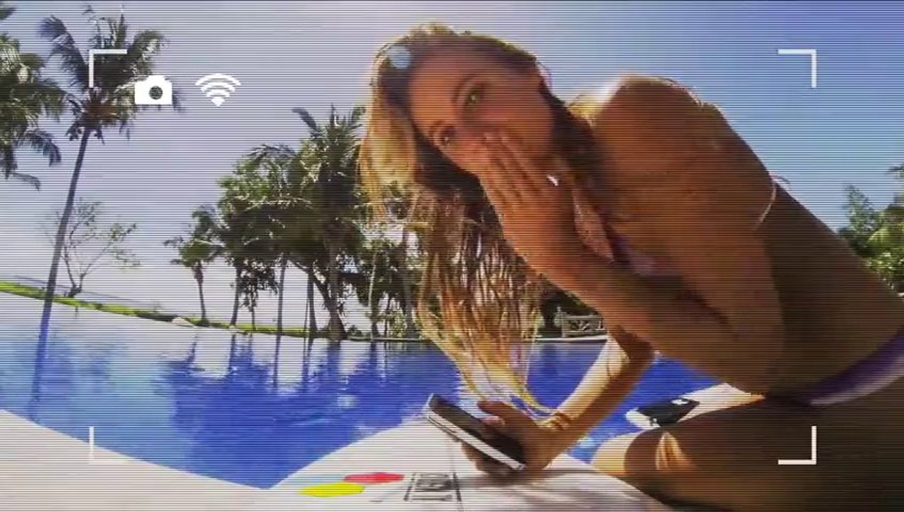 Beautiful Surfer Girls presenting the new GoPro App Features... Control.. View.. Share