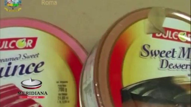 Droga nei doppifondi delle pentole e nelle scatole di biscotti. Fermati 7 corrieri a Fiumicino
