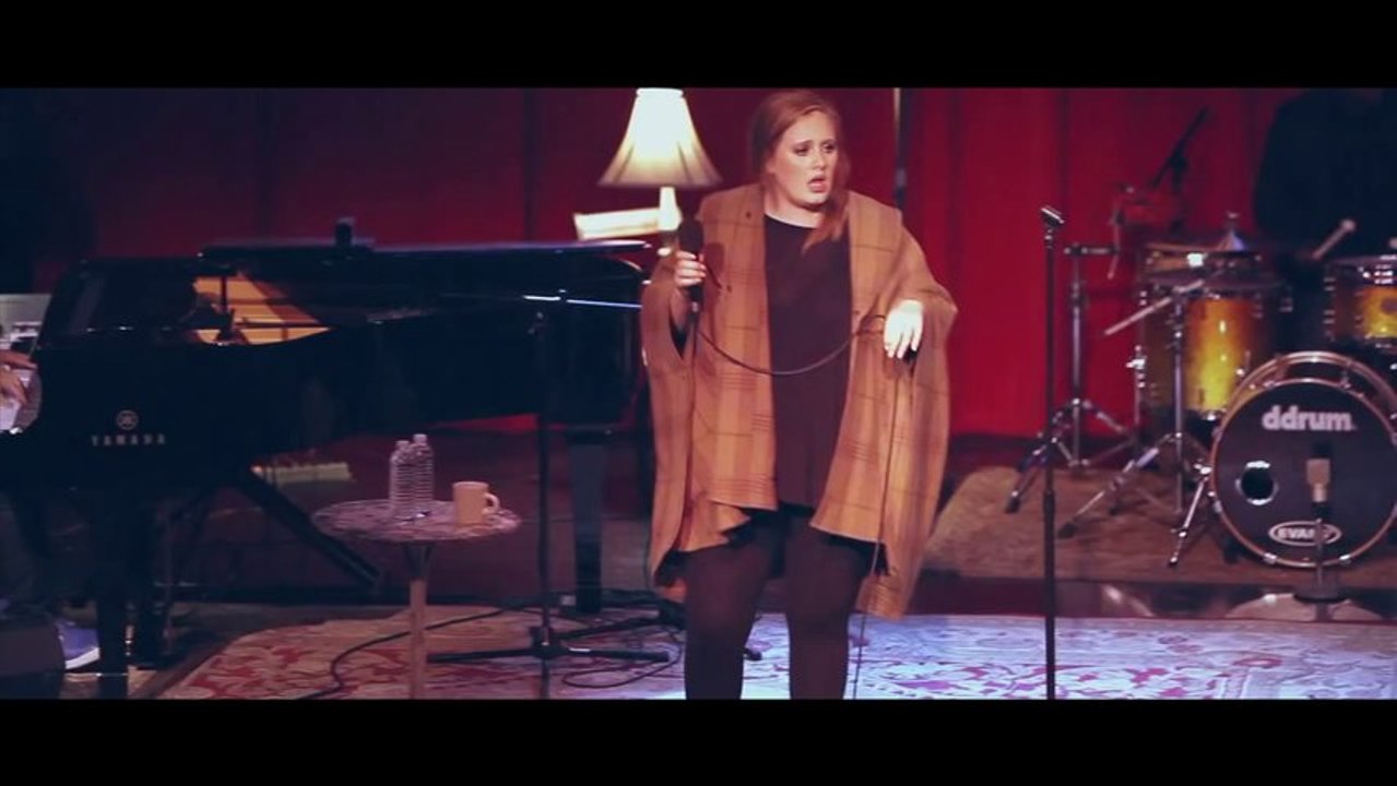 Adele - Rolling In The Deep (Live at Largo)