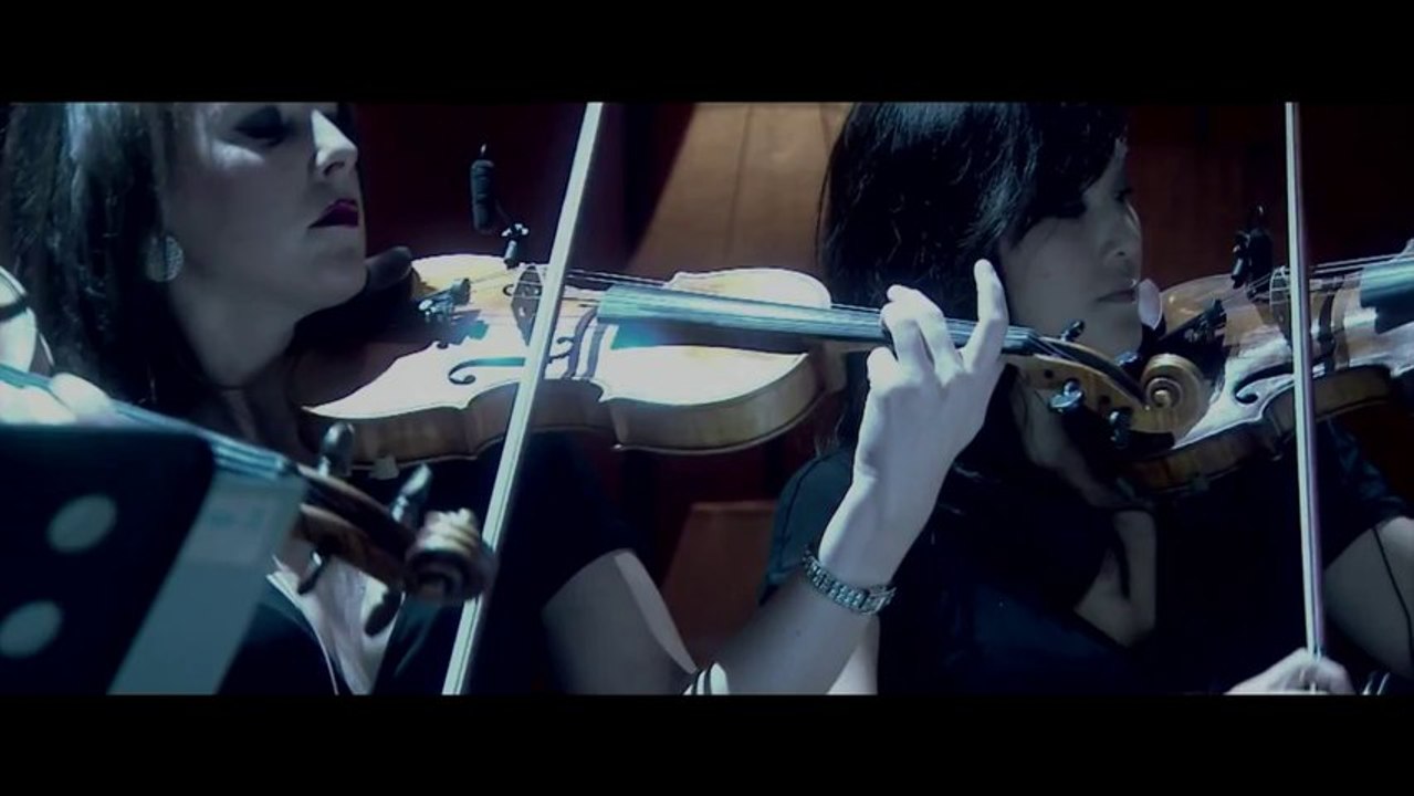 Adele - Set Fire To The Rain (Live at The Royal Albert Hall)