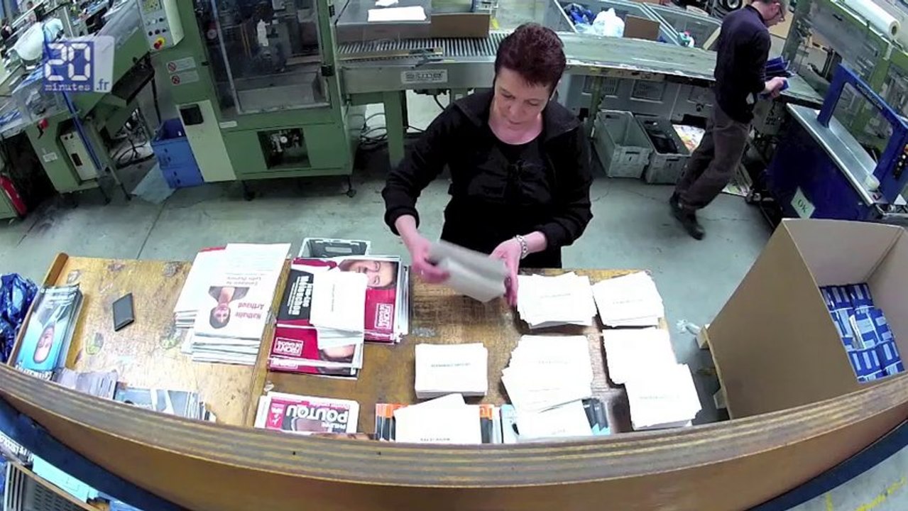 Mise sous plis de la propagande électorale.
