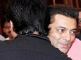 Shahrukh Khan Invites Salman Khan For Iftaar Party