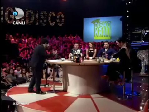 Disko Kralı -Okan Bayülgen ve Feyyaz