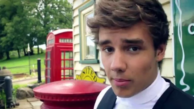 One Direction - Behind the scenes at the photoshoot - Liam